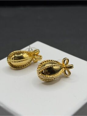 RARE Retired Joan Rivers Vintage Gold faberge Egg Pierced Earrings